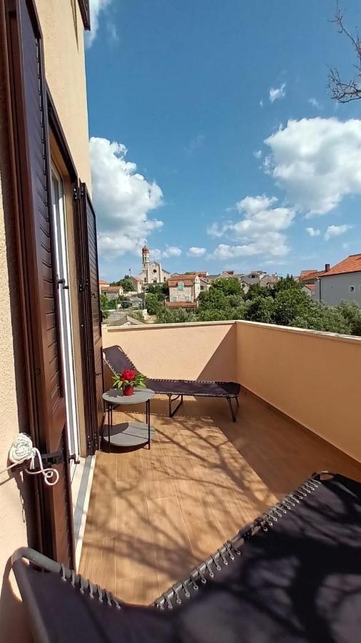 Apartment Ana Бетина Екстериор снимка