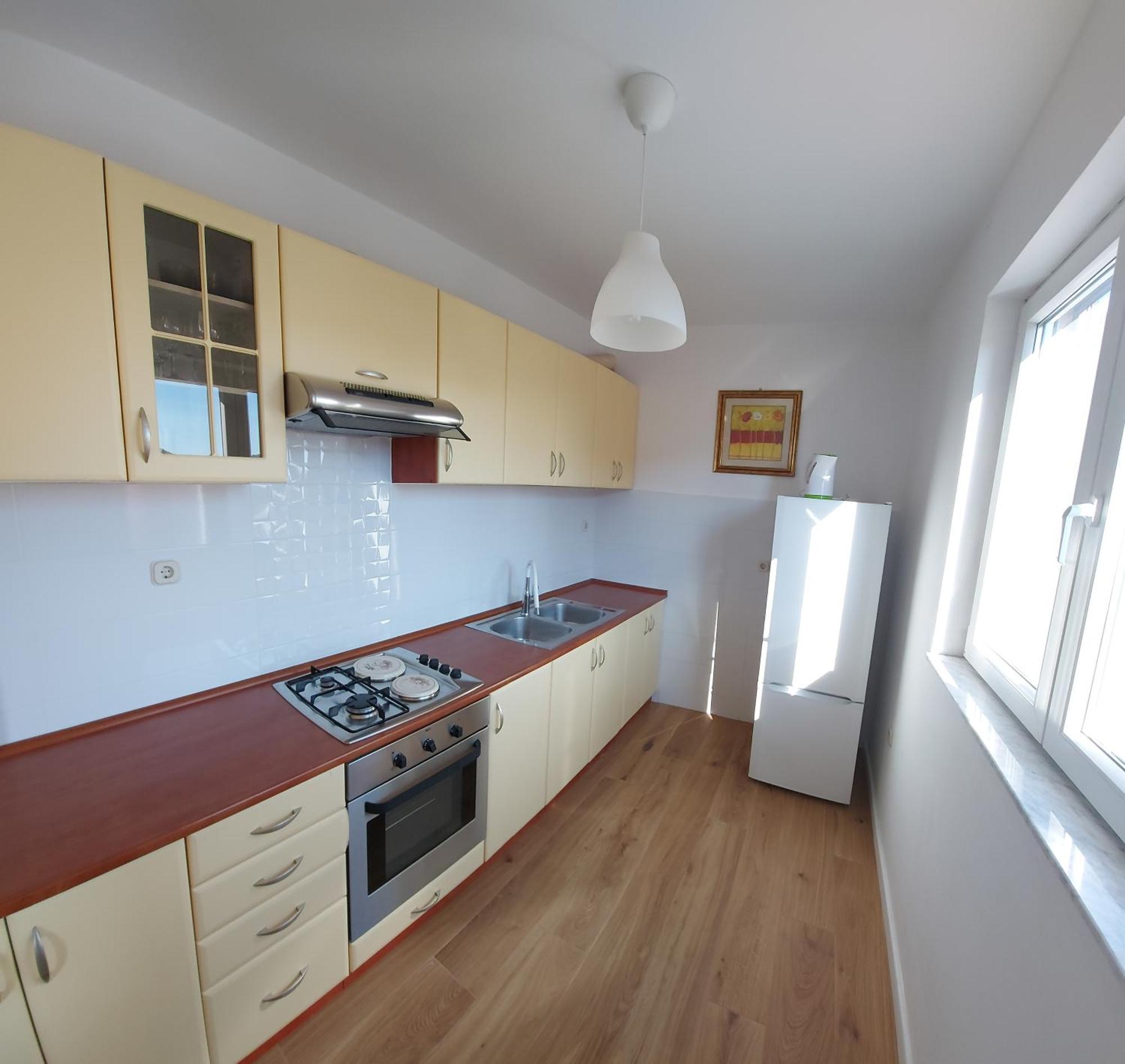Apartment Ana Бетина Екстериор снимка