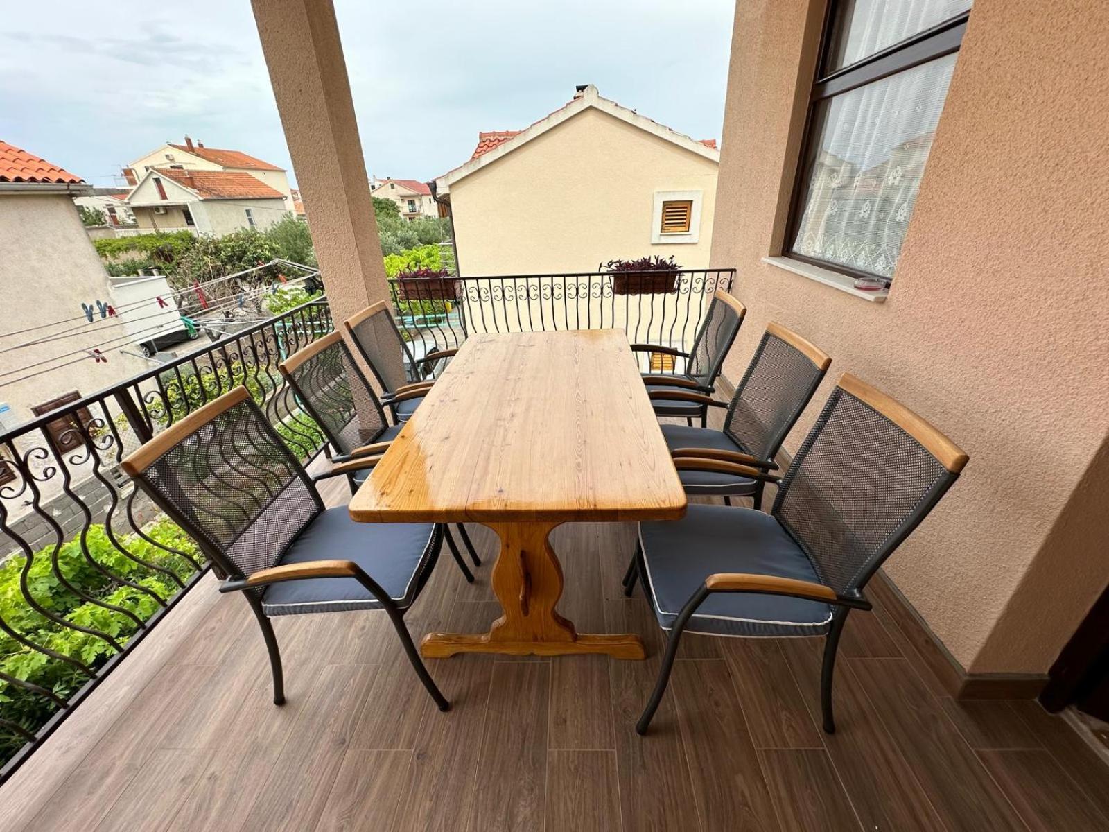 Apartment Ana Бетина Екстериор снимка