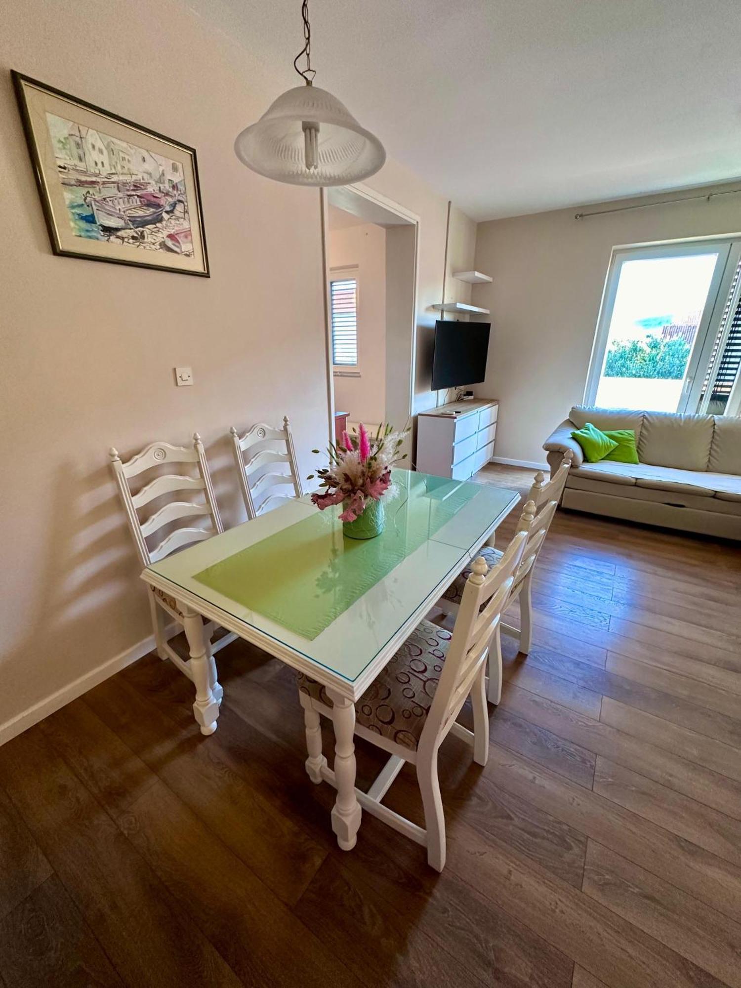 Apartment Ana Бетина Екстериор снимка
